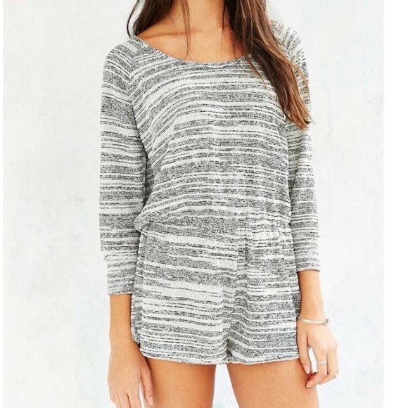 BDG Pants - BDG DeeDee Romper Small Elastic Waist Button Close UO S Cruise Vacation Summer